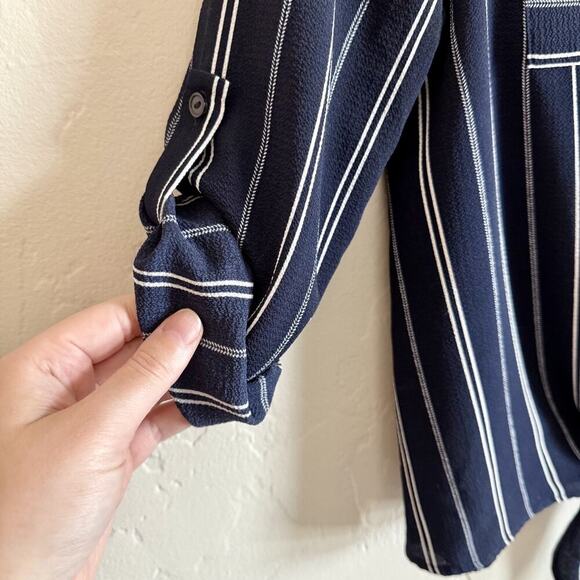 Monteau Los Angeles Size Large Juniors Blouse - Navy Striped Pockets Tie Front - Picture 5 of 9